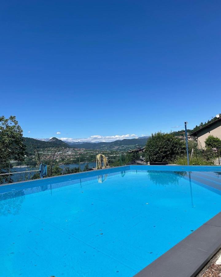 Lake Apartment Ischia Red Tenna Екстер'єр фото