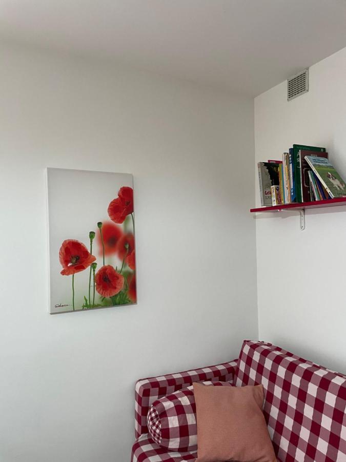 Lake Apartment Ischia Red Tenna Екстер'єр фото