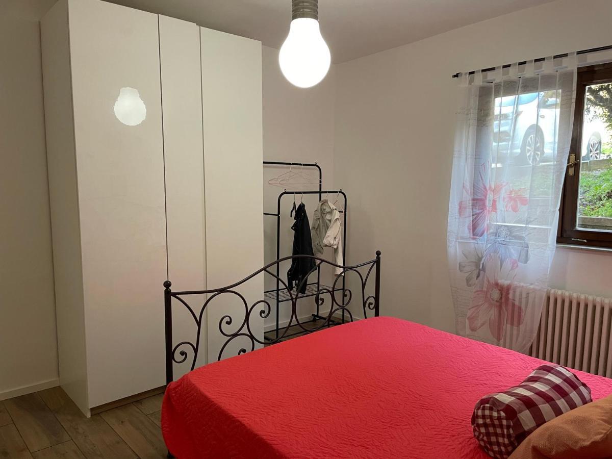 Lake Apartment Ischia Red Tenna Екстер'єр фото